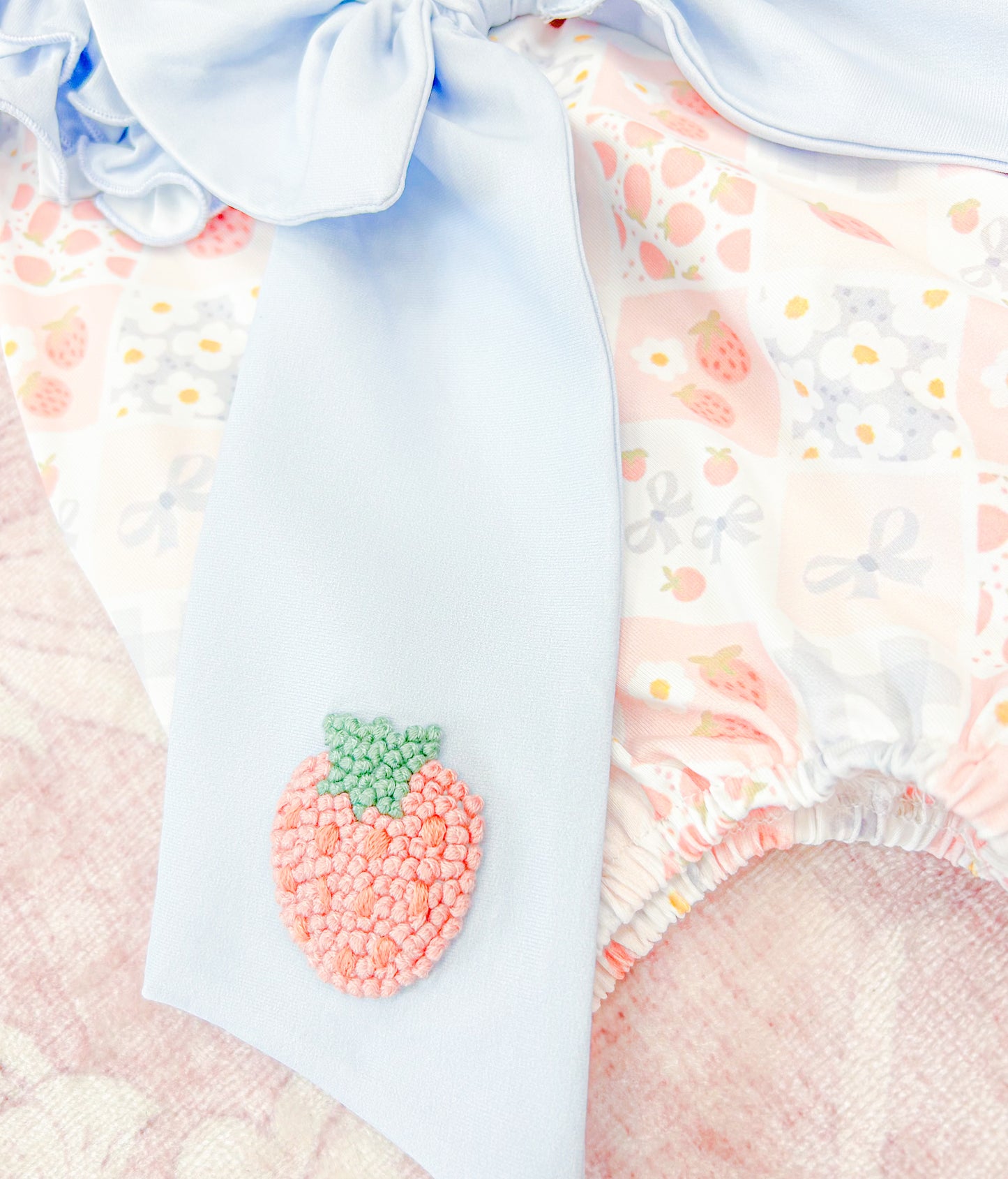 BERRY CUTE PATCHWORK GIRL BUBBLE
