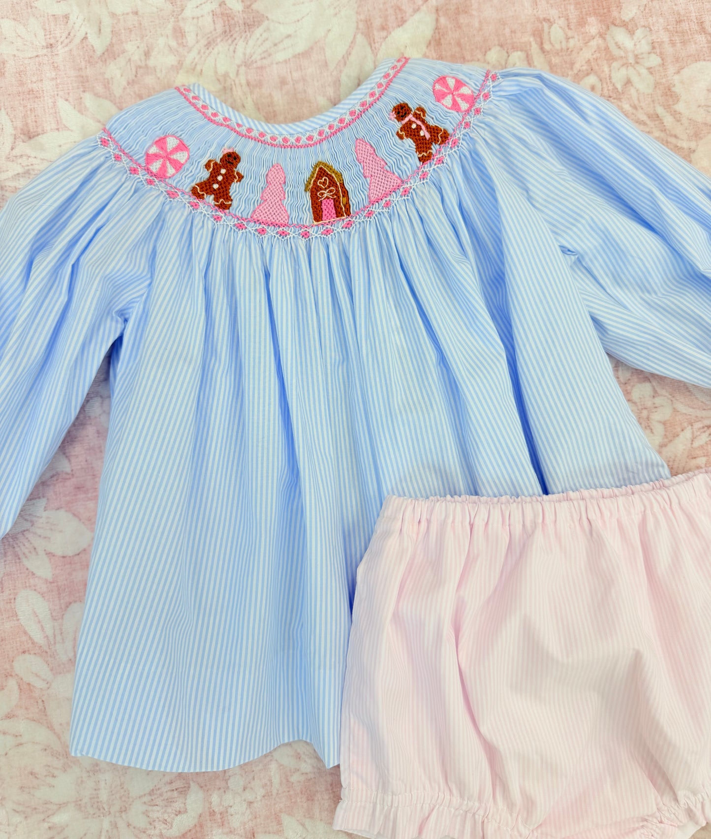 WHIMSICAL GINGERBREAD DREAMS GIRL BLOOMER SET