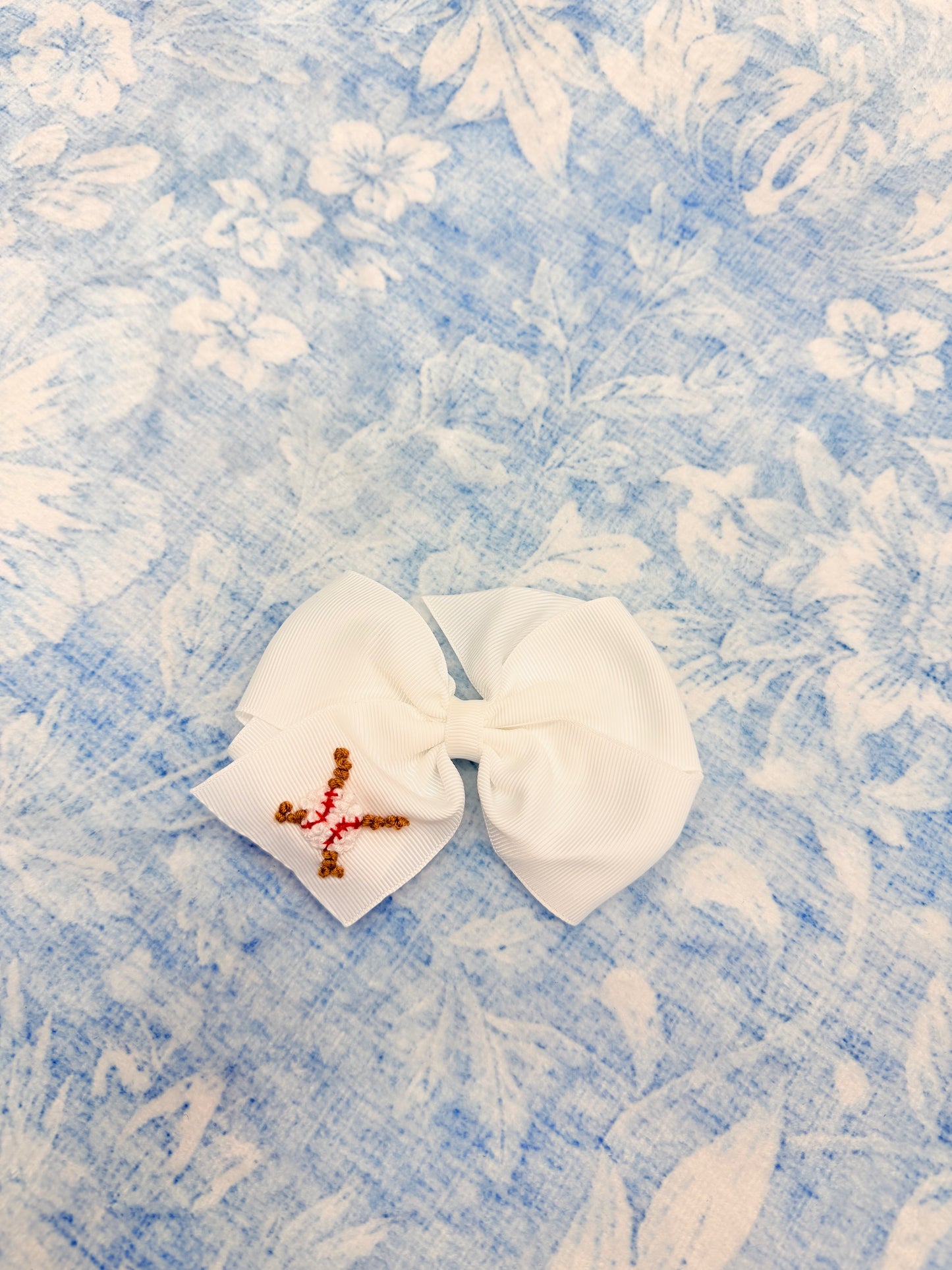 FRENCH KNOT BASEBALL HAIR BOW
