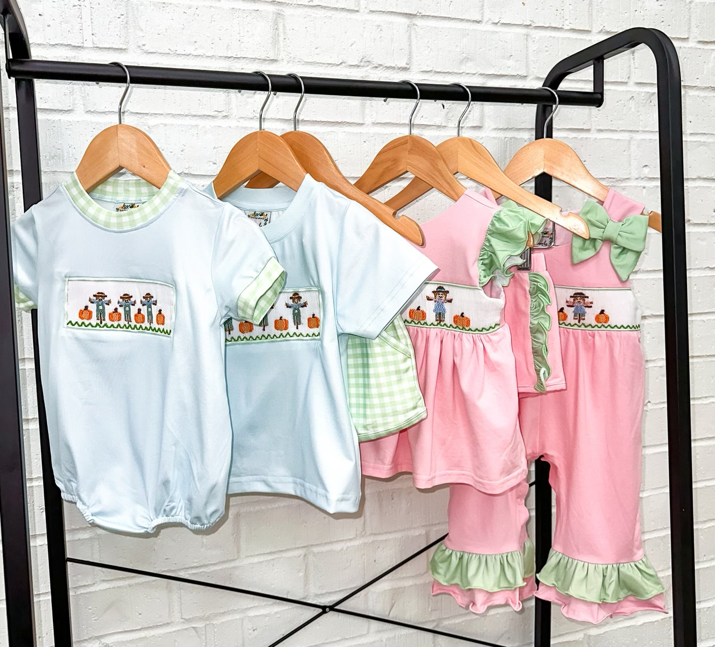 GIRLS SMOCKED SCARECROW SHORT SET