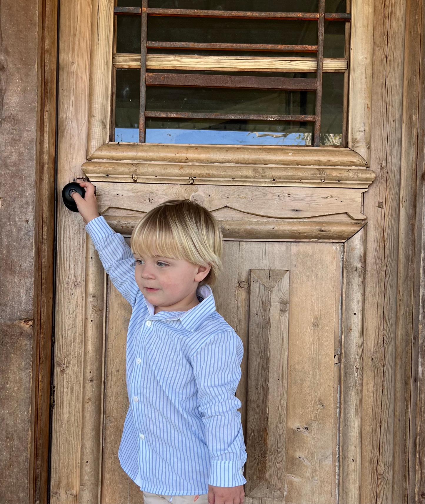 BOYS SUNDAY IN SEERSUCKER BUTTON UP