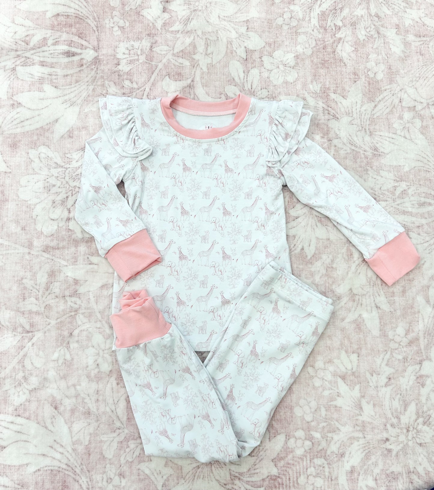PINK SAFARI TOILE BAMBOO RUFFLE SET