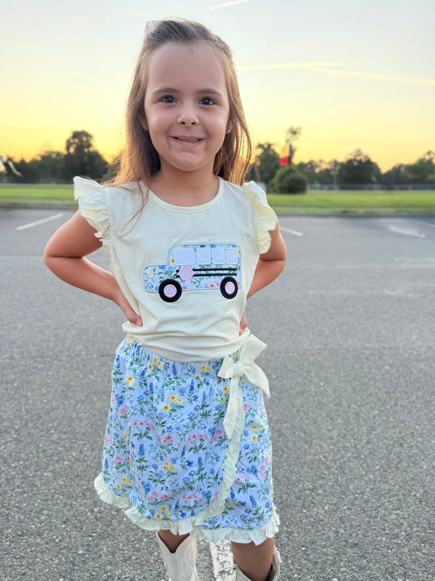 WHEELS ON THE BUS GIRL SKORT SET