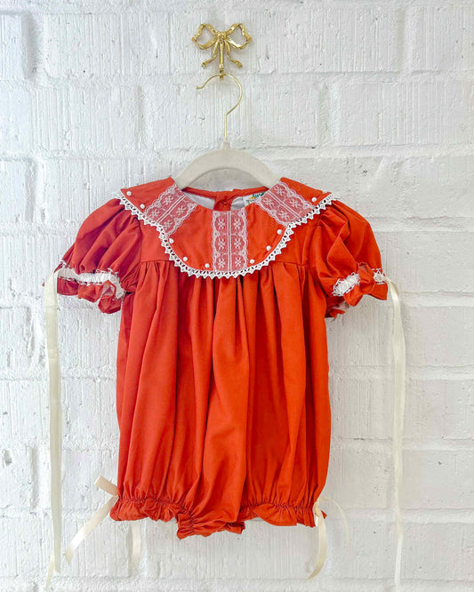 RUST FALL FAMILY GIRL BUBBLE