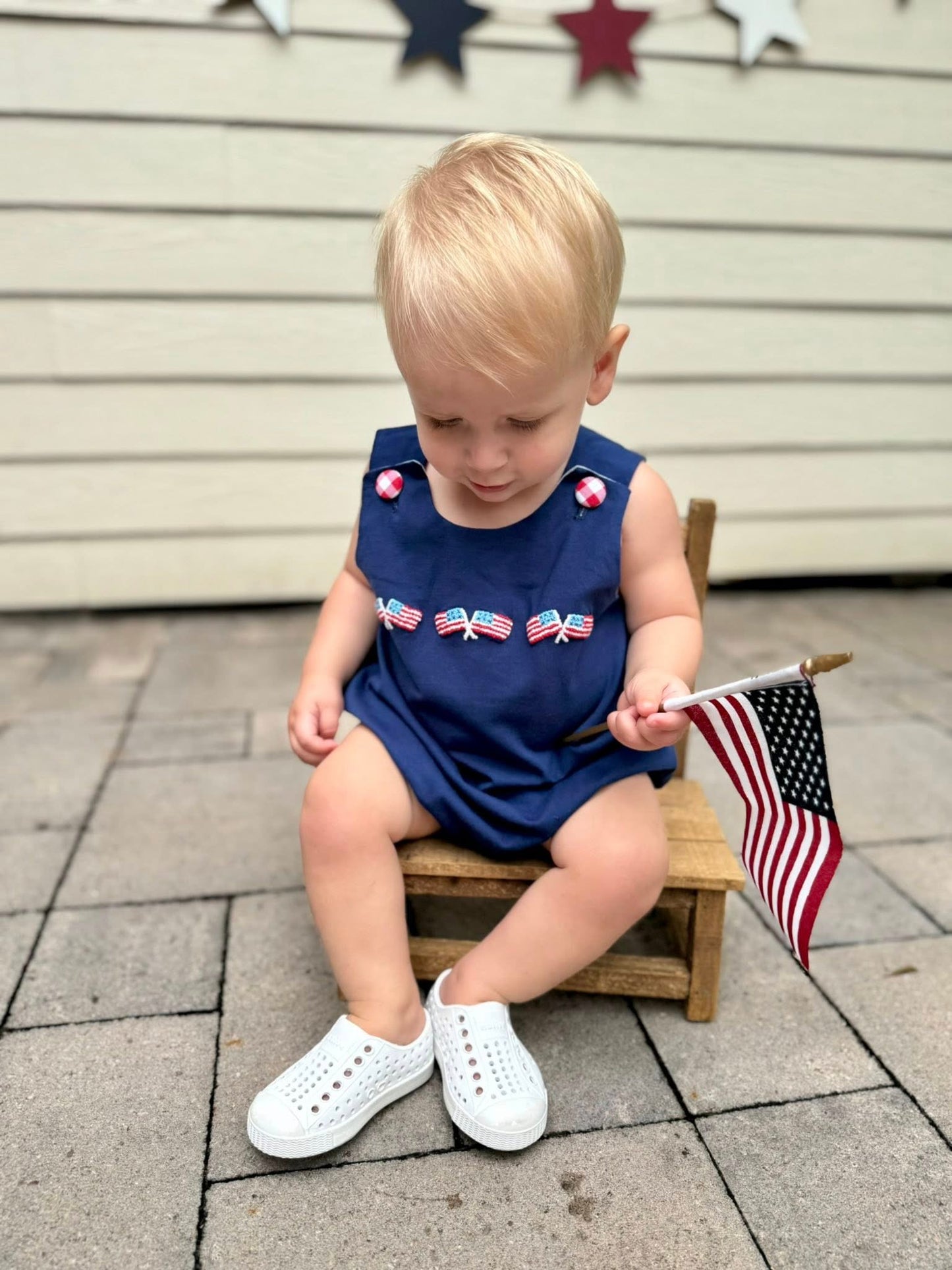 ALL AMERICAN FRENCH KNOT BOY BUBBLE