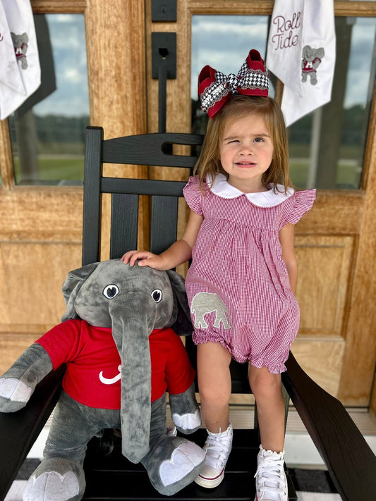 WHEN THE TIDE ROLLS GIRL BUBBLE