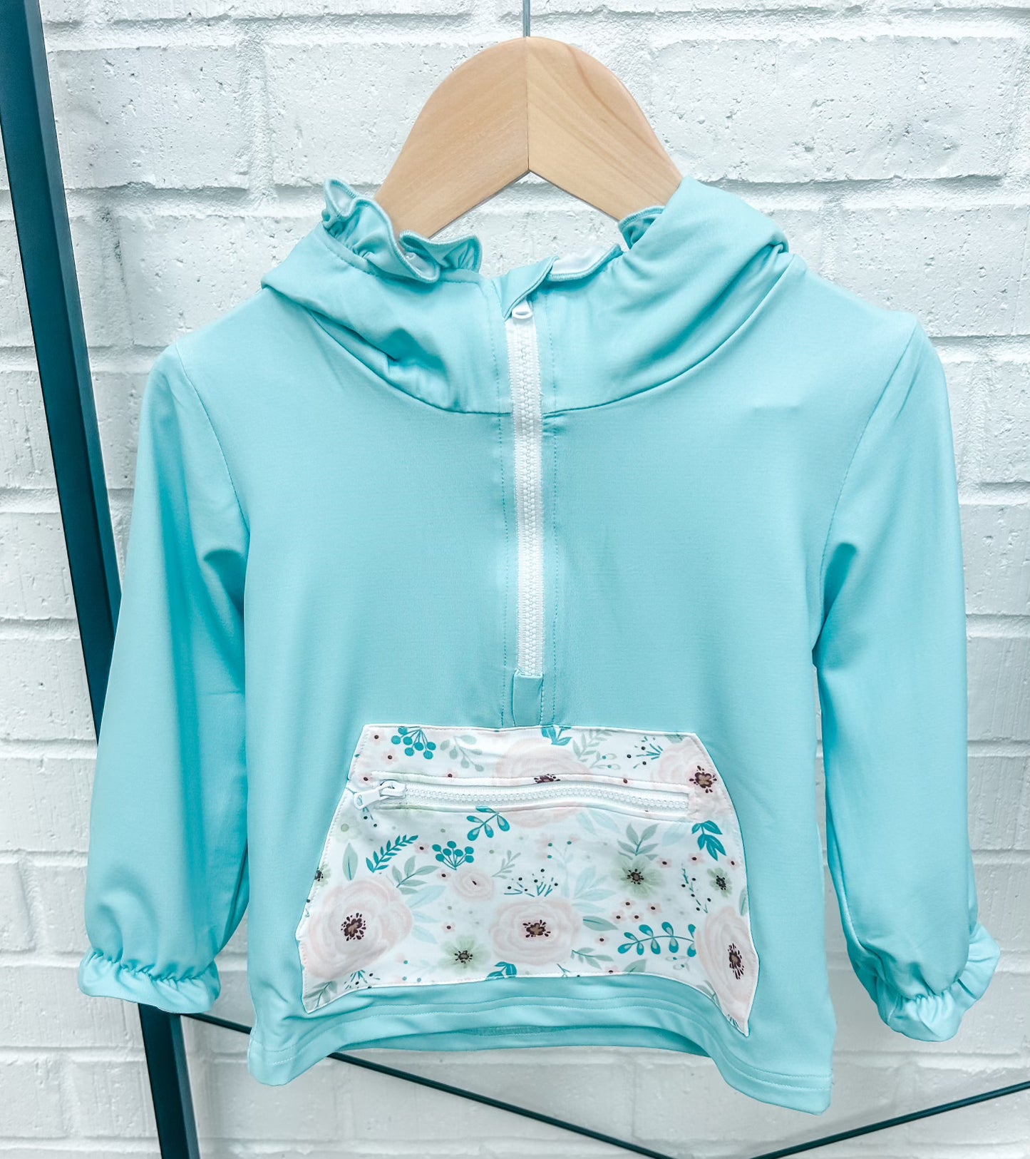 KNIT PULLOVERS BLUE FLORAL