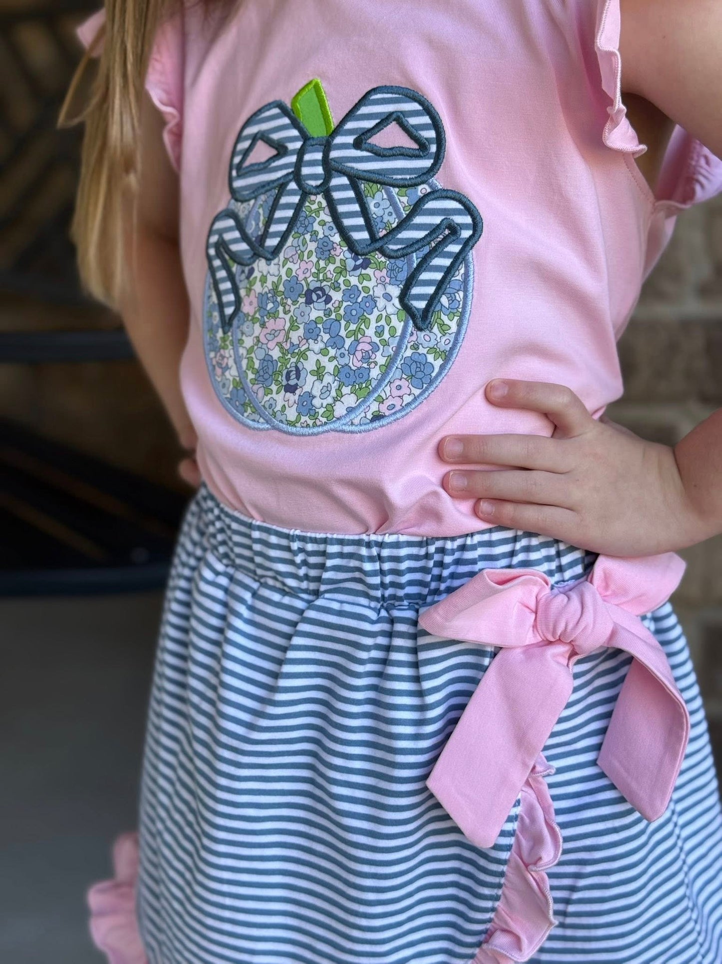 PUMPKIN APPLIQUE SKORT SET