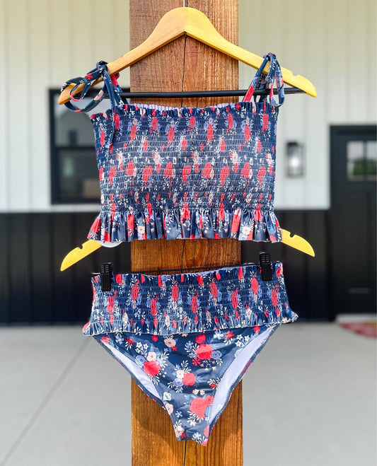 FREEDOM FLORAL & STRIPES MOM SWIM