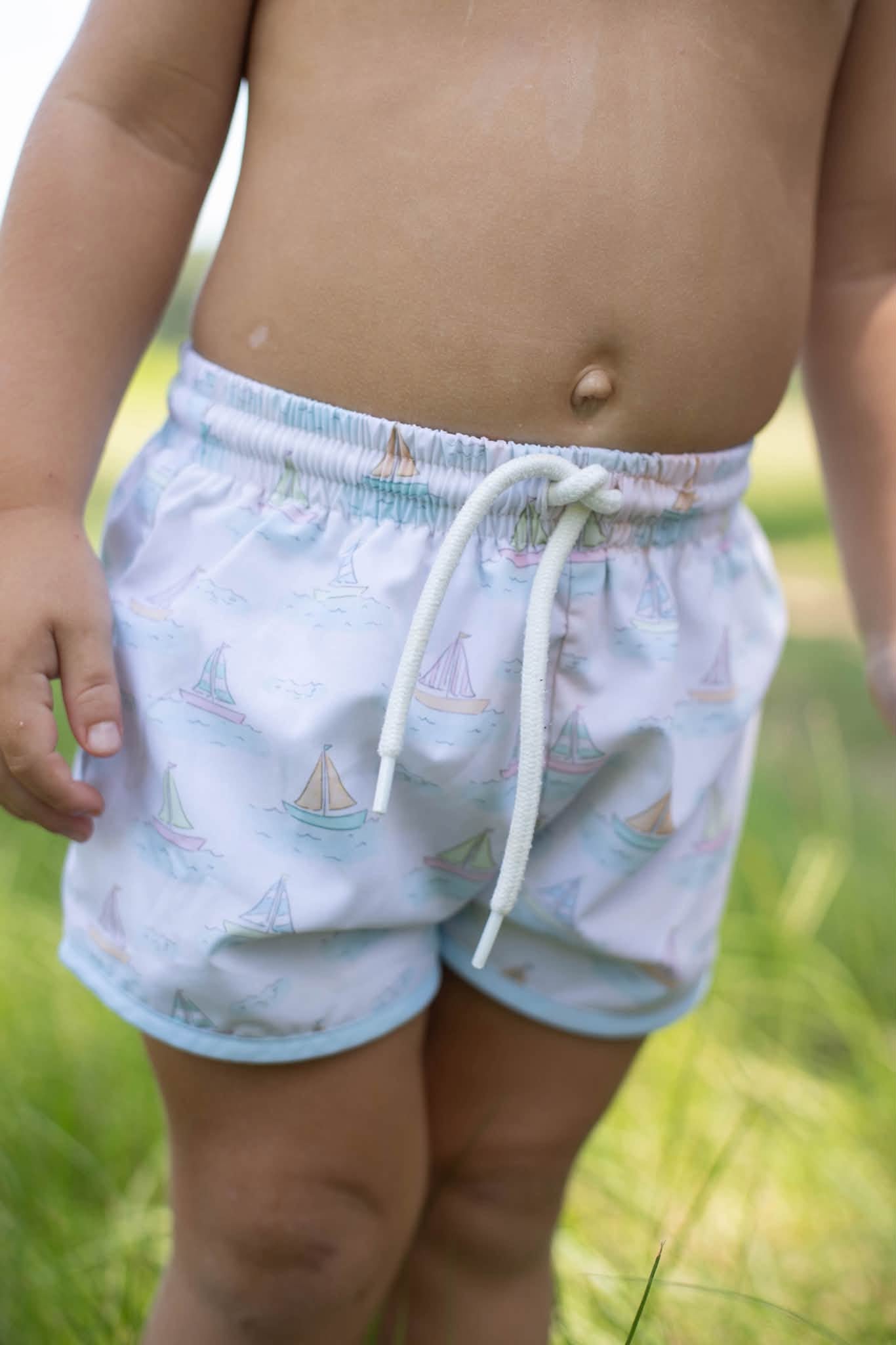 BOYS COME SAIL AWAY SHORTIE TRUNKS