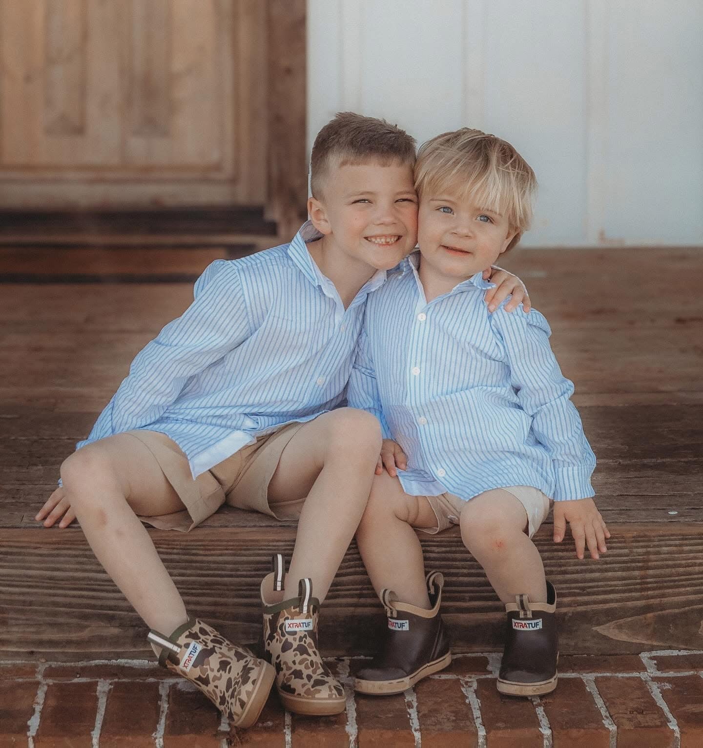 BOYS SUNDAY IN SEERSUCKER BUTTON UP