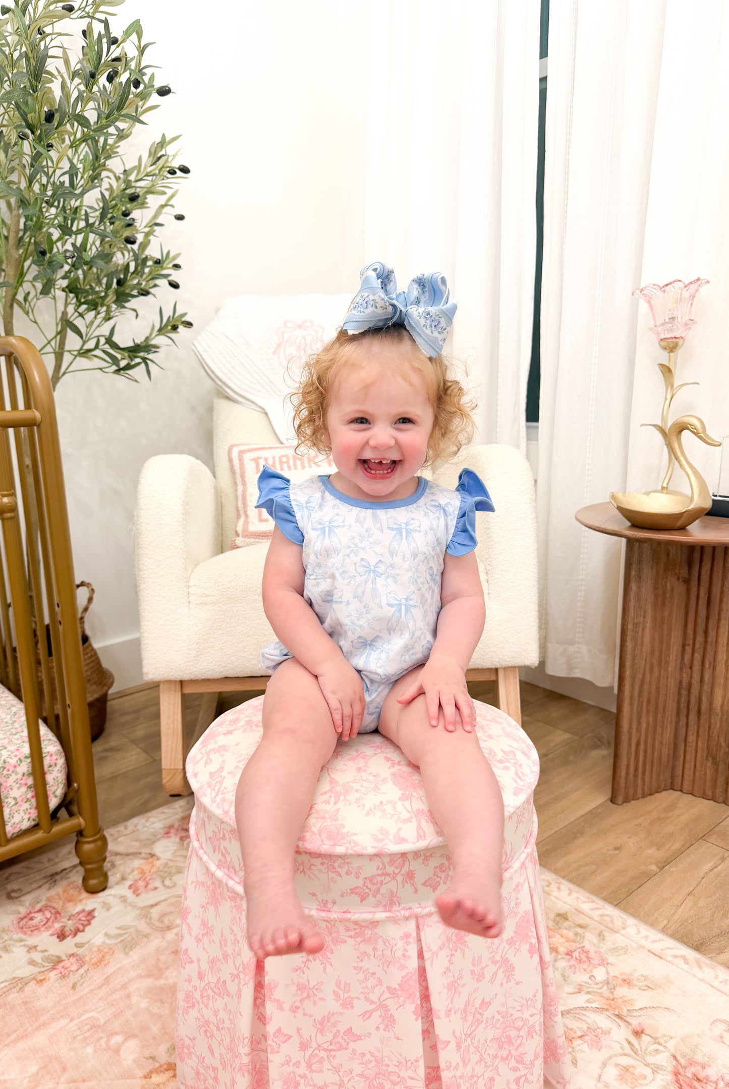 GIRLS BLUE BOW TOILE BUBBLE