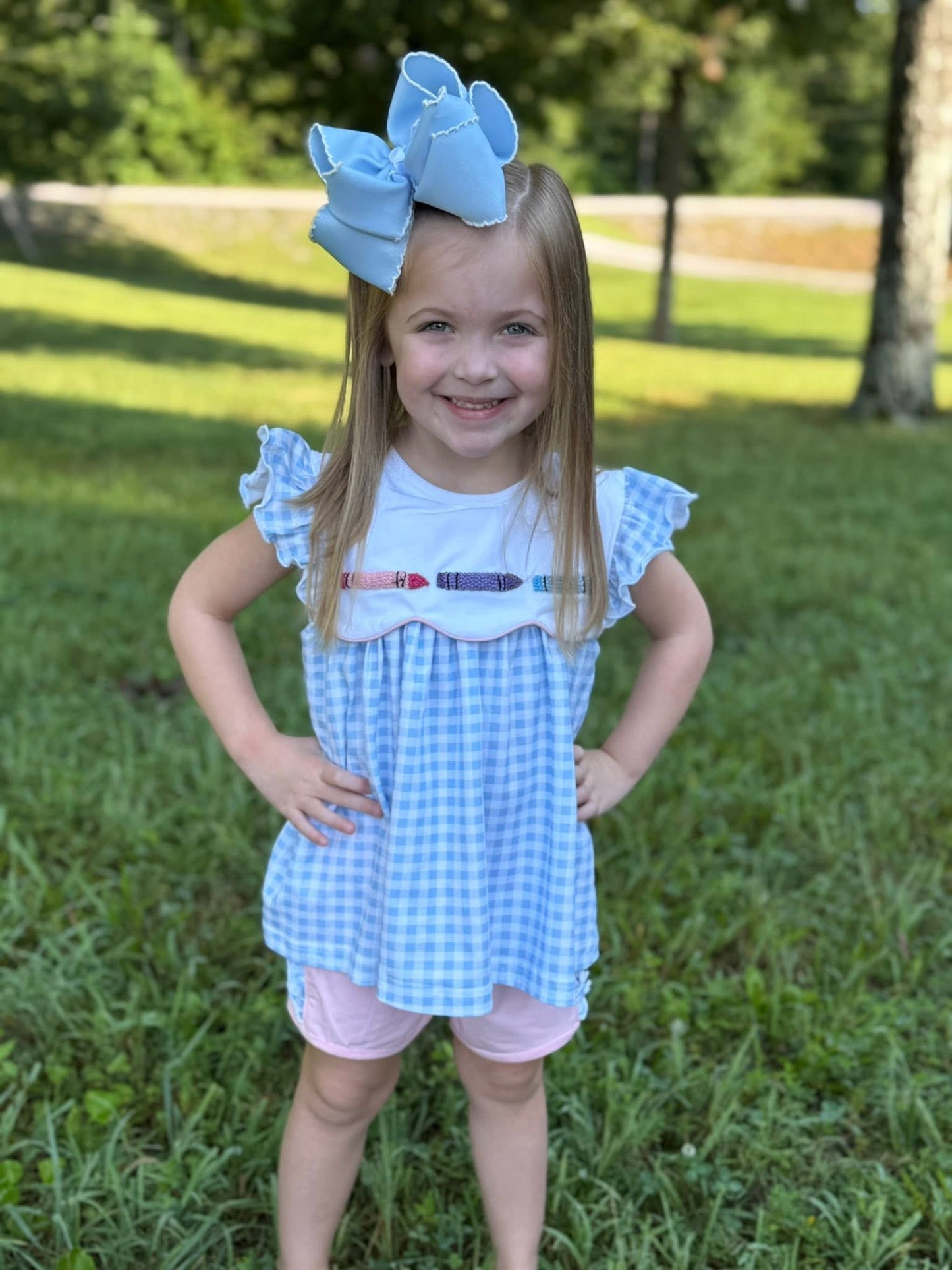 FRENCH KNOT CRAYONS GIRL SHORT SET