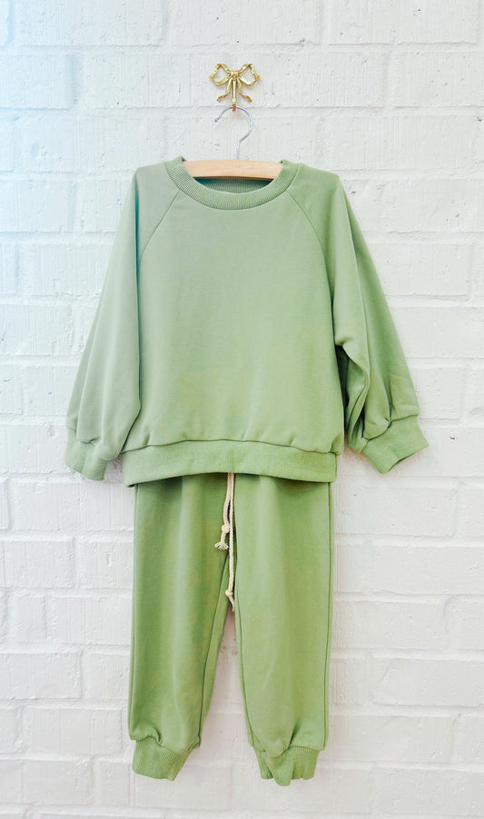 GREEN SWEATER JOGGER SET