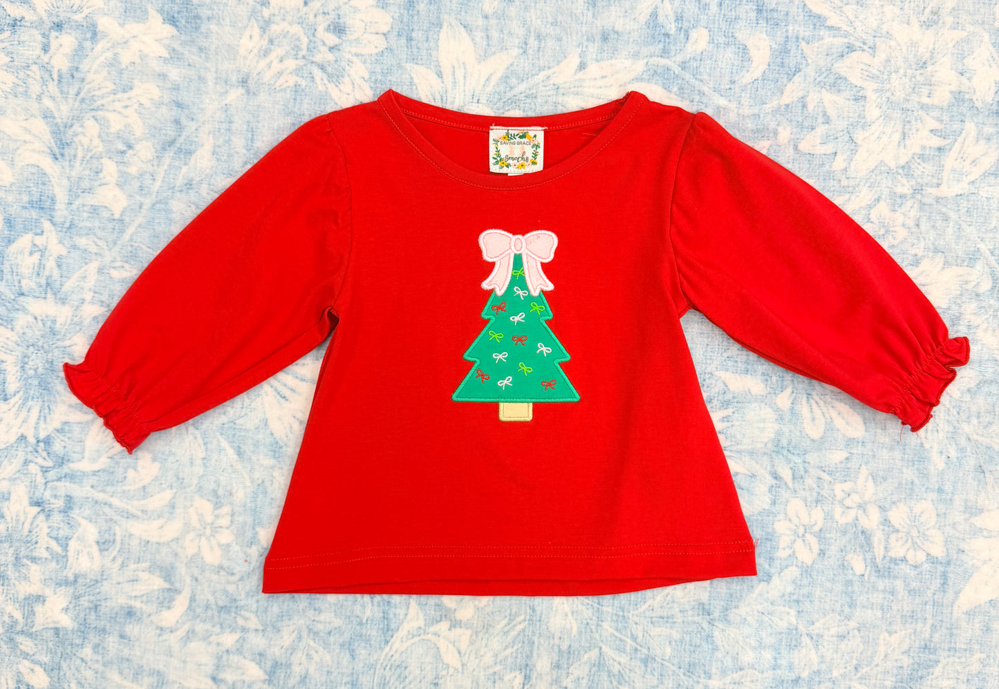 APPLIQUE FOR THE GIRLS FESTIVE TREE SHIRT
