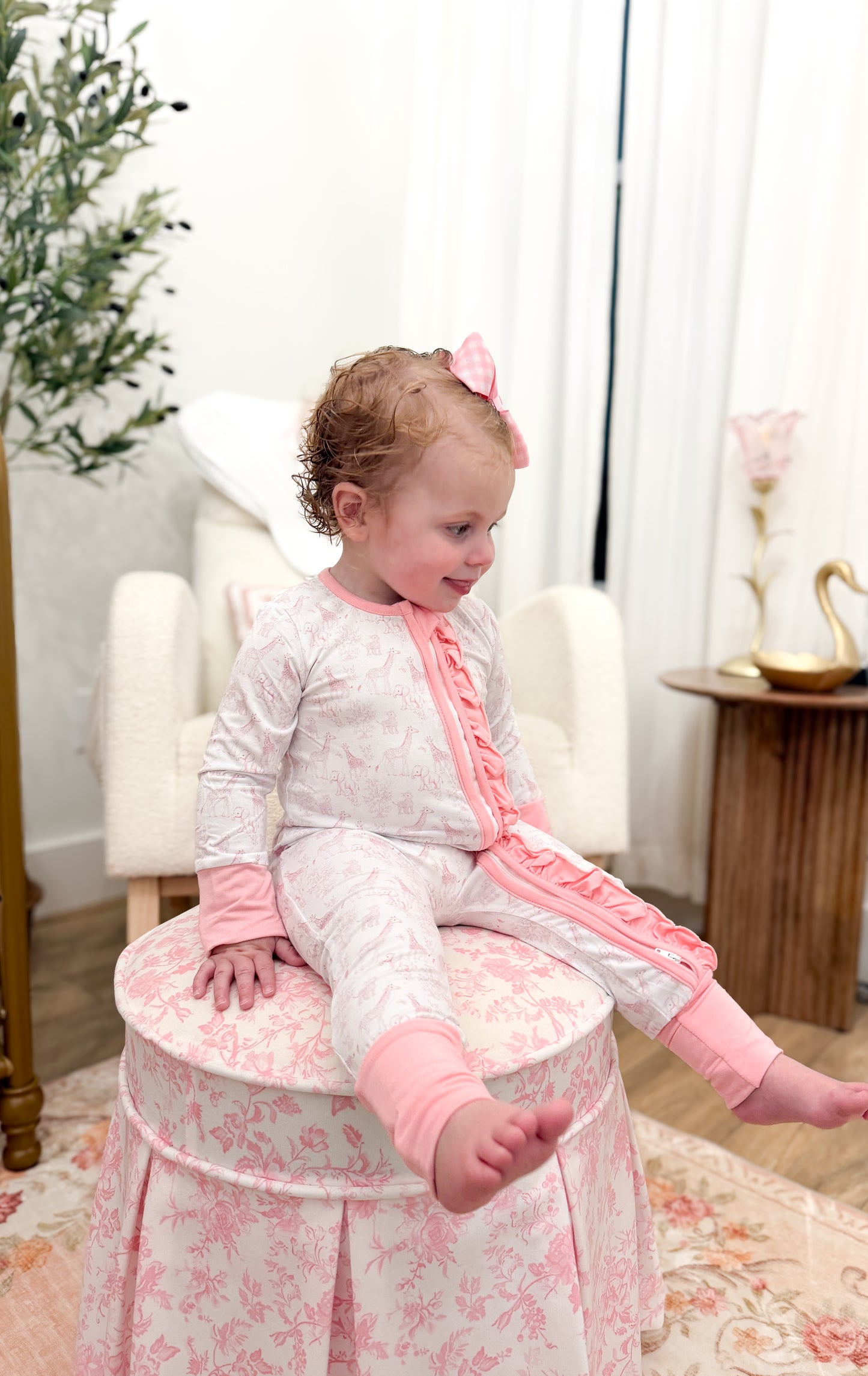 PINK SAFARI TOILE BAMBOO RUFFLE ZIPPY