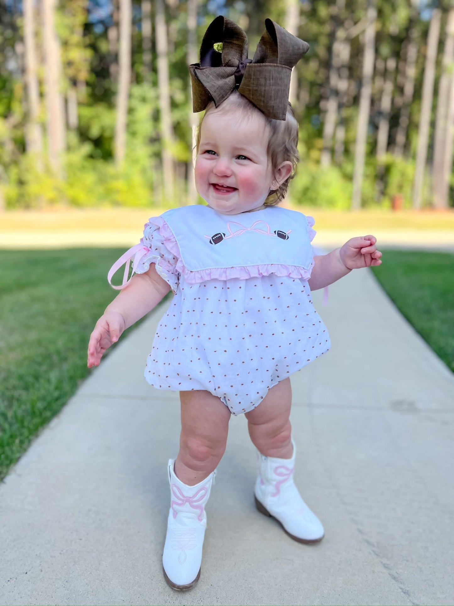 GIRLY ON GAMEDAY BUBBLE