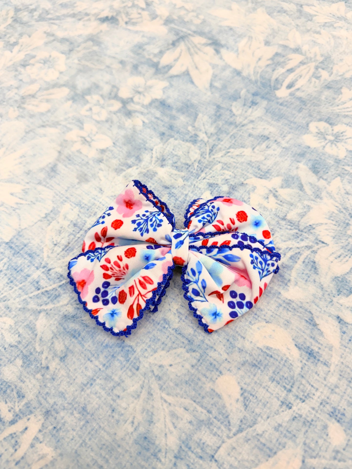 FREEDOM FLORAL BOW