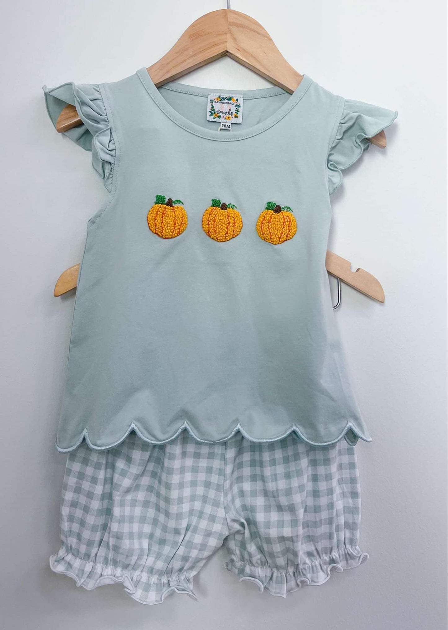 FRENCH KNOT PUMPKIN TRIO GIRL BUBBLE SHORT SET