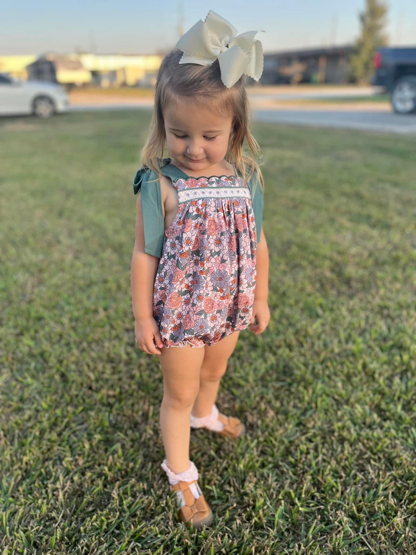 FALL FOLIAGE & PLAID GIRL BUBBLE