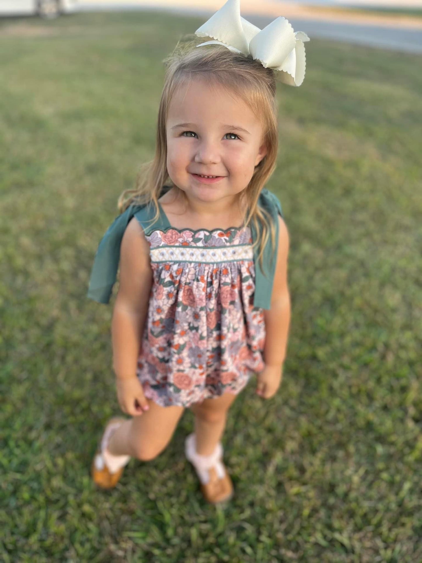 FALL FOLIAGE & PLAID GIRL BUBBLE