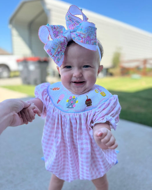 FUN AT THE FAIRGROUNDS GIRL BUBBLE
