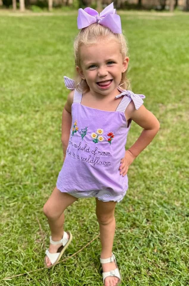 SHE'S A WILDFLOWER GIRL SHORT SET